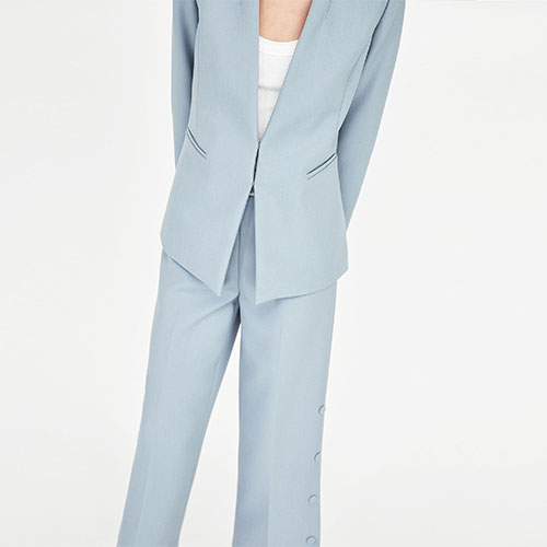 2018 Hot No collar straight barrel solid color suit.